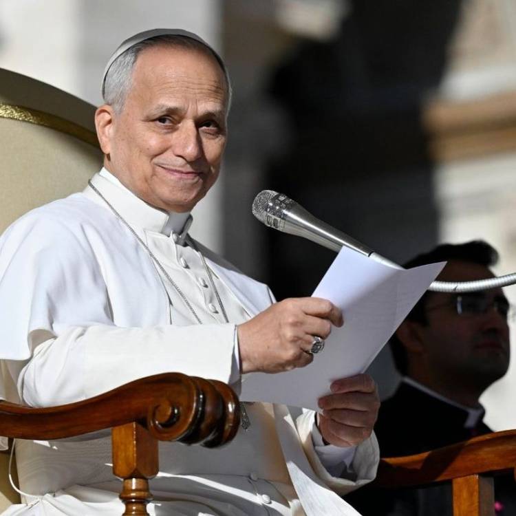 Папа: очікування смерті з надією воскресіння вберігає від страху зникнути назавжди